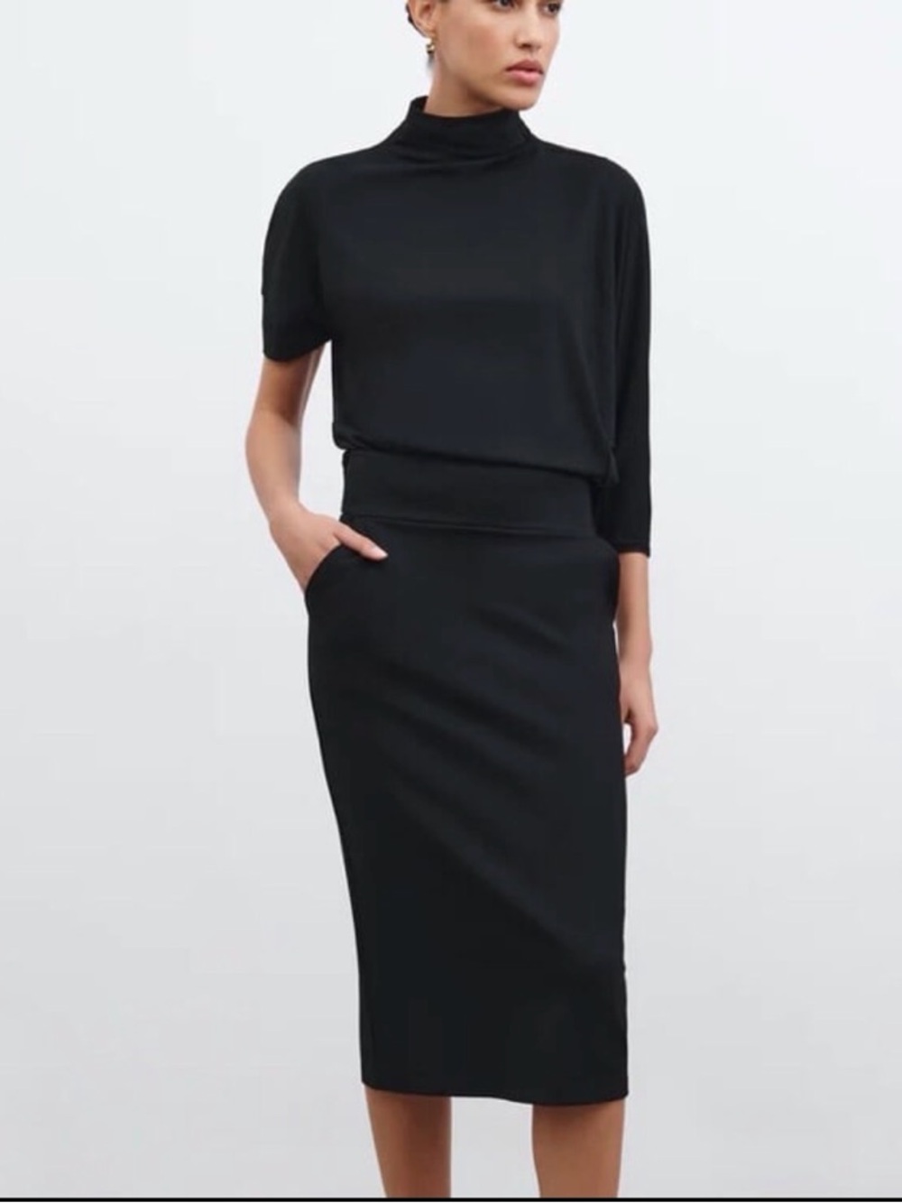 MARELLA Black Pencil Skirt with Sleek Waistband